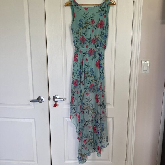 Floral & Flowy High- Low Green Dress with Floral Pattern Size S/M - Picture 11 of 12